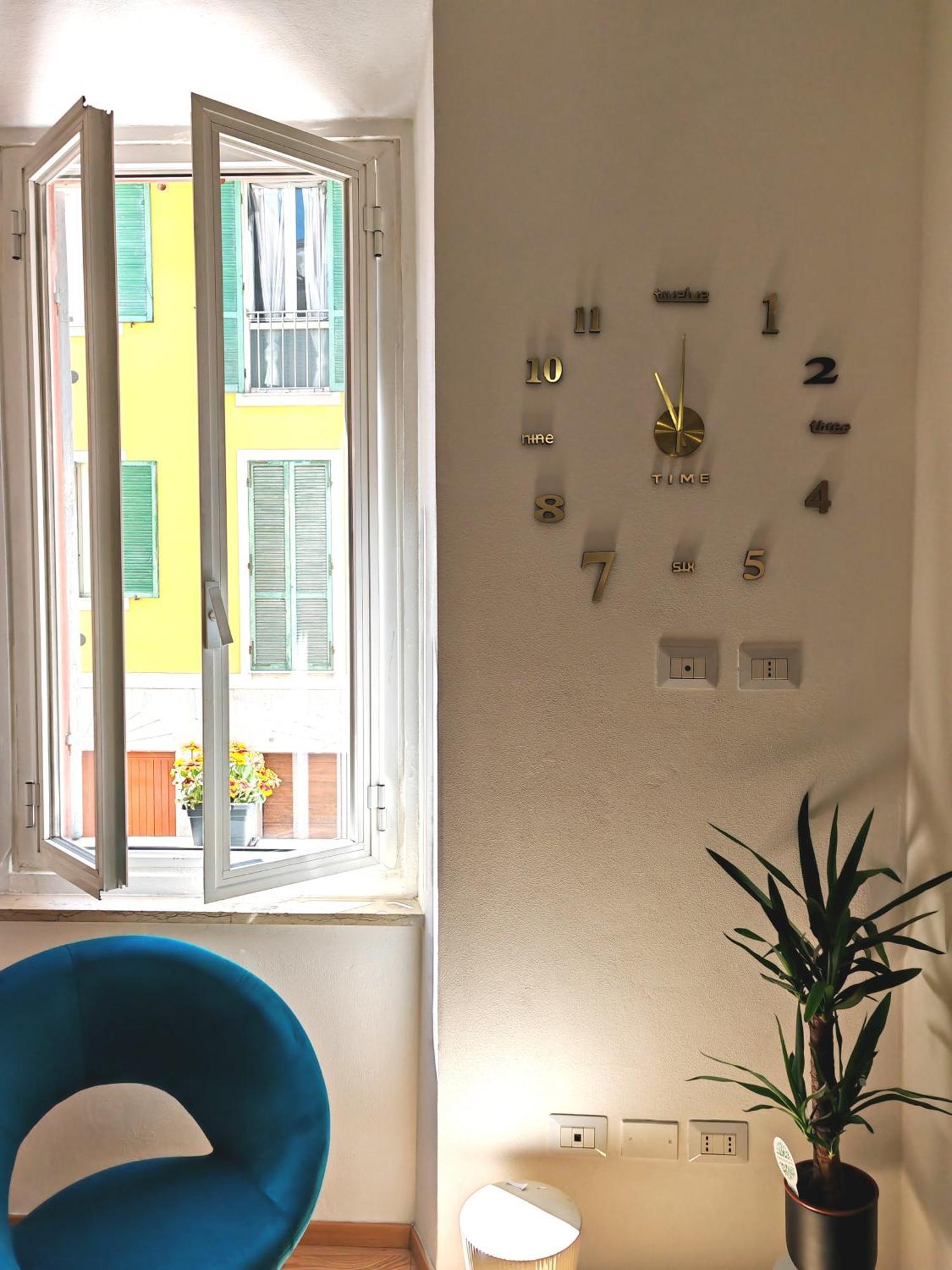 Parma Borgo Antico I I I Free Privat Parking Apartment Bagian luar foto